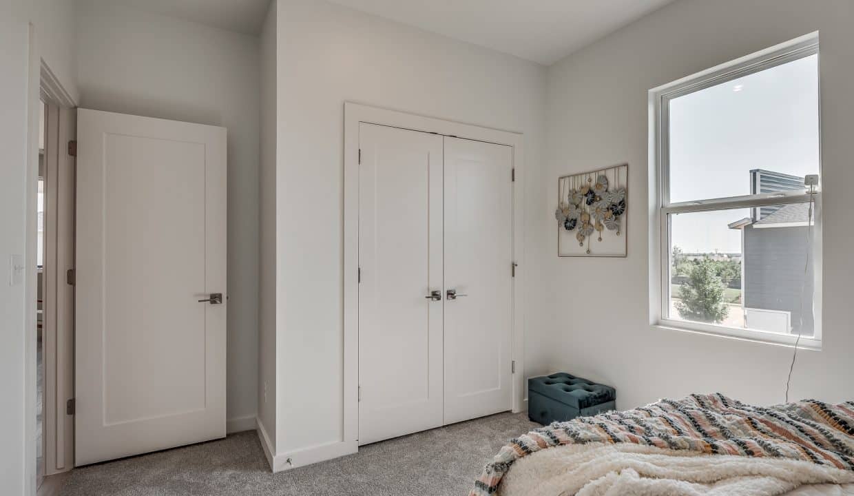 2532 NW 132nd Pl-49