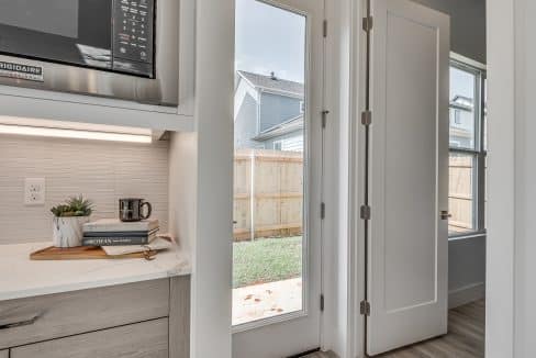 2532 NW 132nd Pl-33
