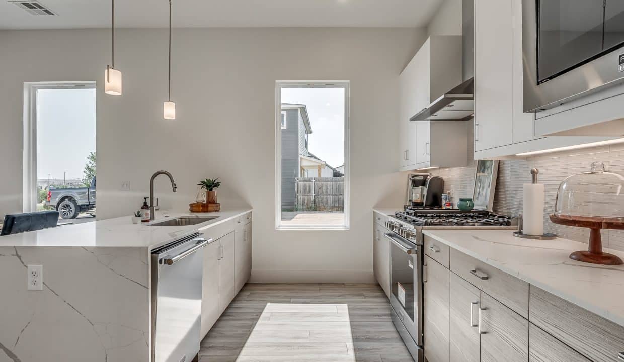 2532 NW 132nd Pl-26