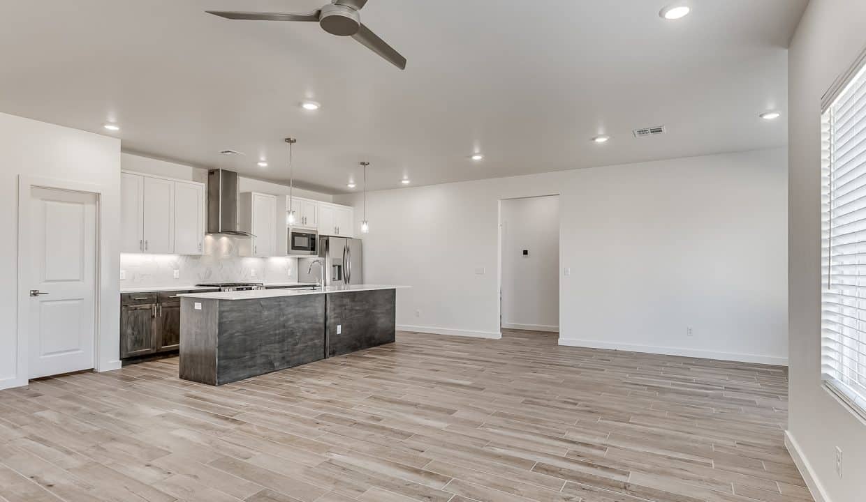 4213 NW 180th Street - 11-09 RESHOOT-13