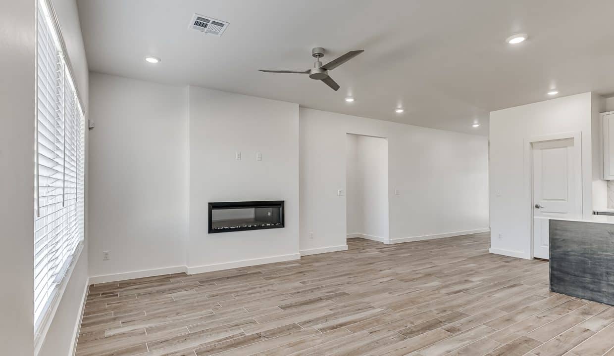 4213 NW 180th Street - 11-09 RESHOOT-12