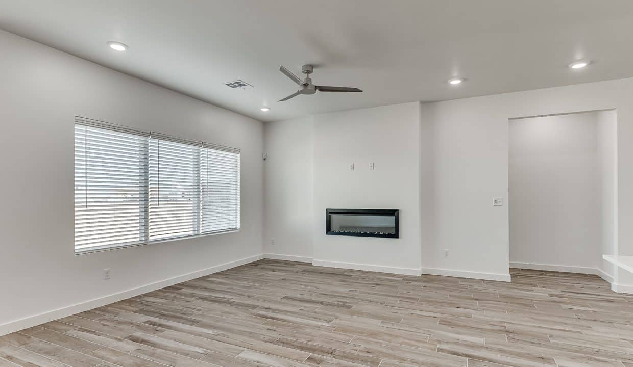 4213 NW 180th Street - 11-09 RESHOOT-11