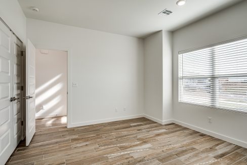 4205 NW 180th St RS2-10