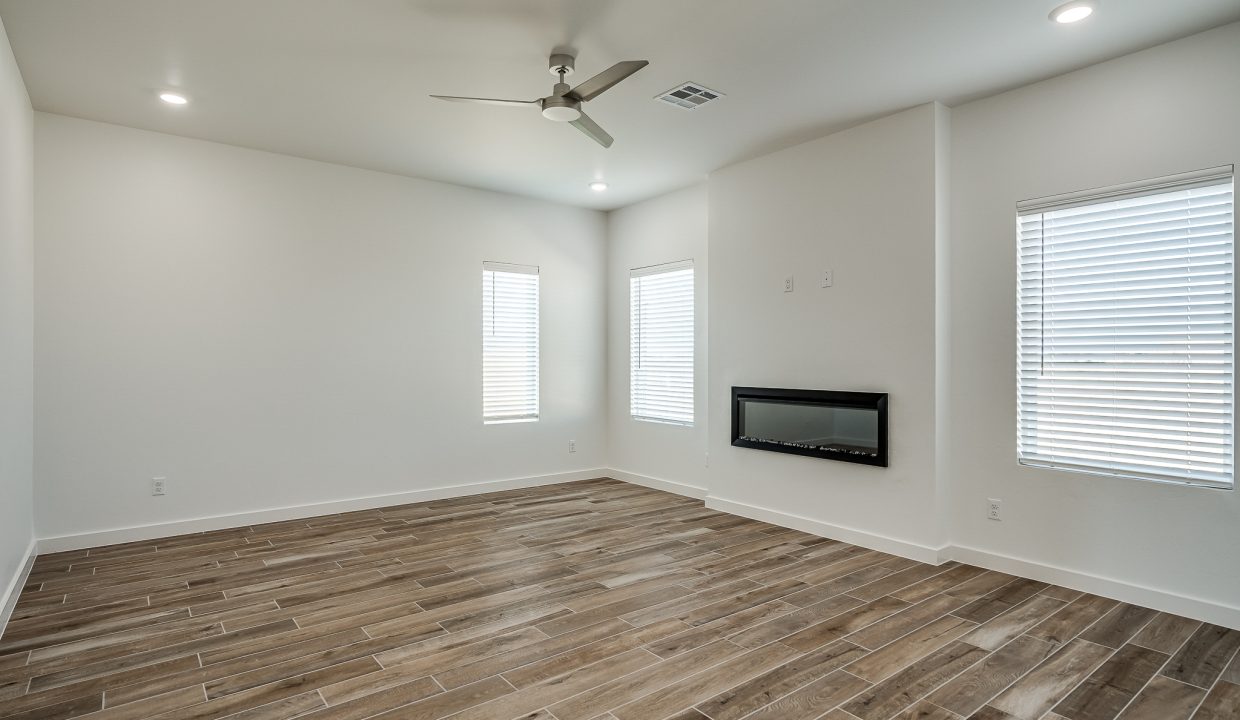 4205 NW 180th St RS2-14