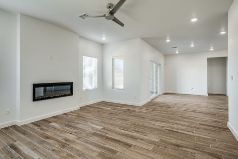 4205 NW 180th St RS2-16