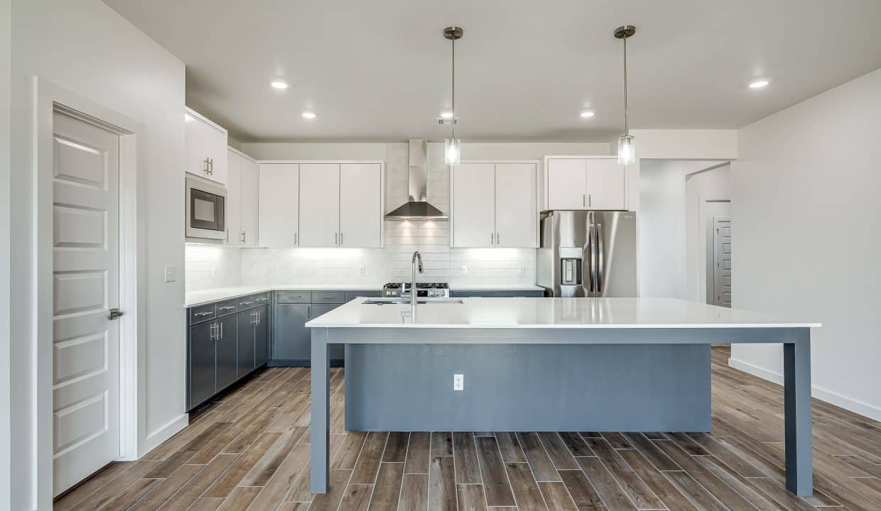 4205 NW 180th St RS2-20