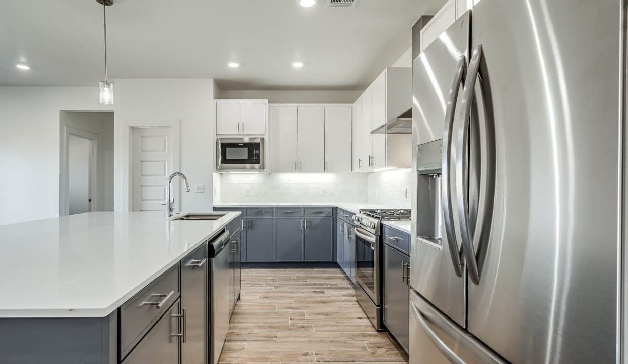 4205 NW 180th St RS2-21