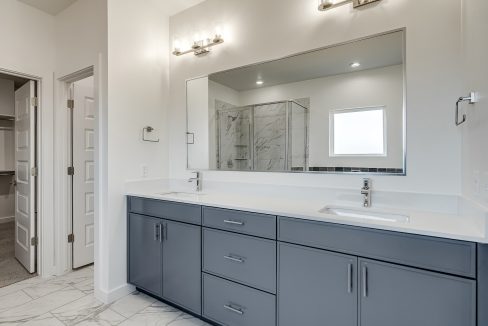 4205 NW 180th St RS2-33