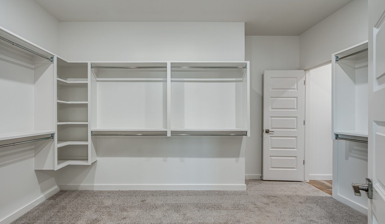 4205 NW 180th St RS2-38