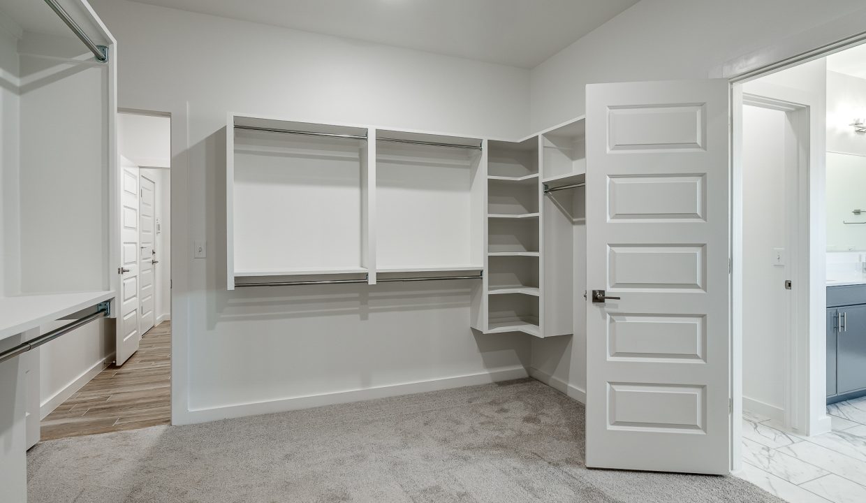 4205 NW 180th St RS2-39