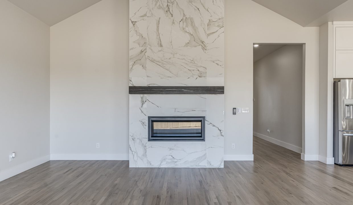 5613 NW 155th St-14