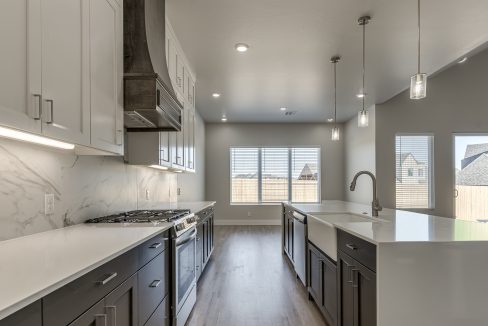 5613 NW 155th St-25