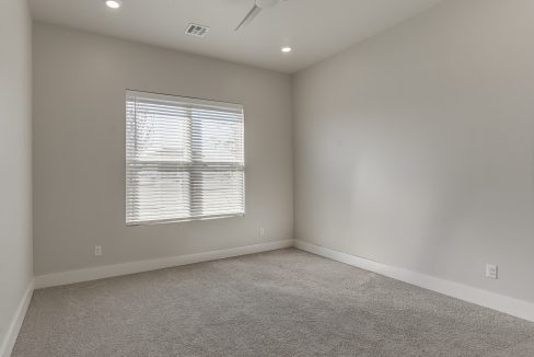 5613 NW 155th St-41
