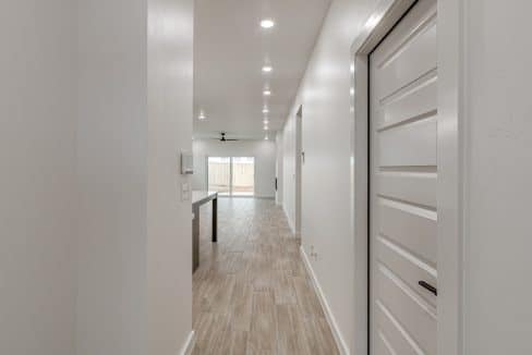 4112 NW 180th St-7