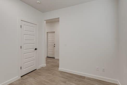 4112 NW 180th St-10