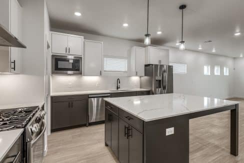 4112 NW 180th St-12