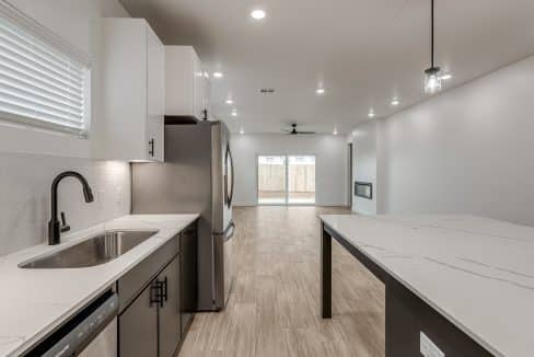 4112 NW 180th St-16