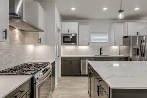 4112 NW 180th St-17