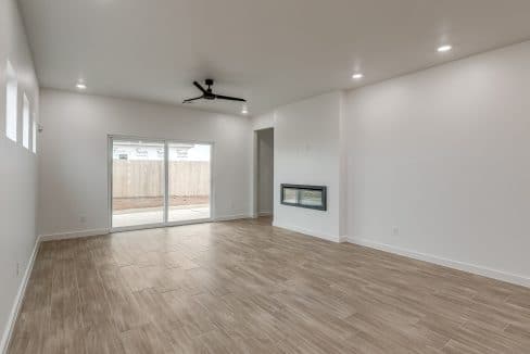 4112 NW 180th St-24