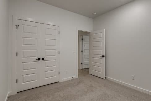 4112 NW 180th St-48