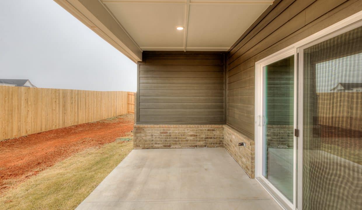 4112 NW 180th St-58