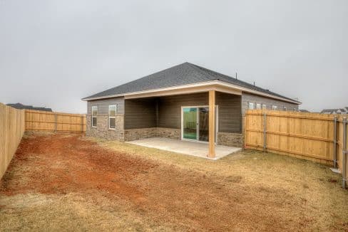 4112 NW 180th St-59