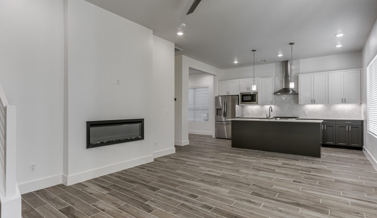 2524 NW 131st St-10