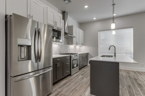 2524 NW 131st St-13