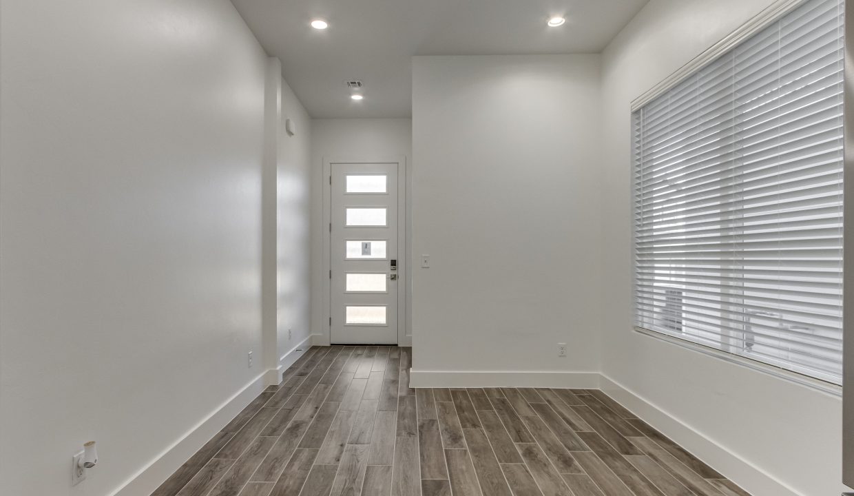 2524 NW 131st St-17