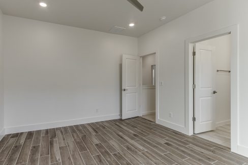 2524 NW 131st St-24