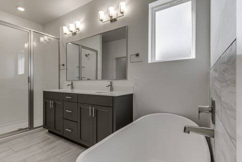2524 NW 131st St-25