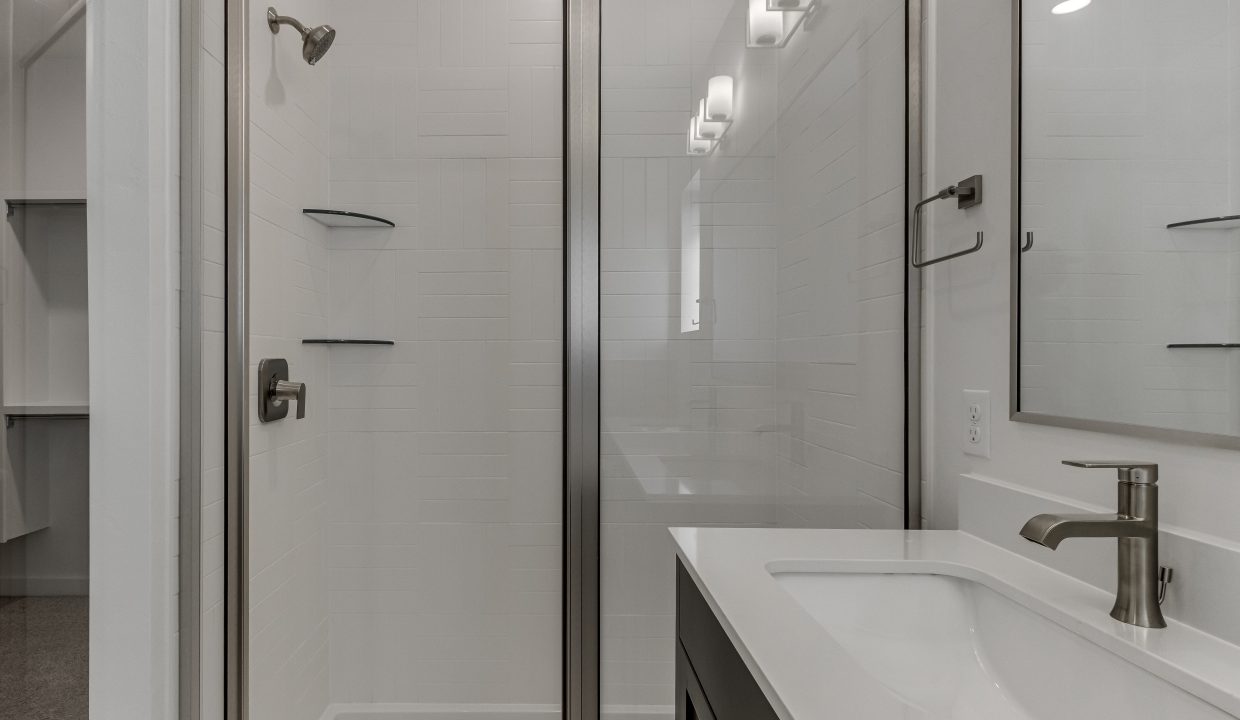 2524 NW 131st St-28