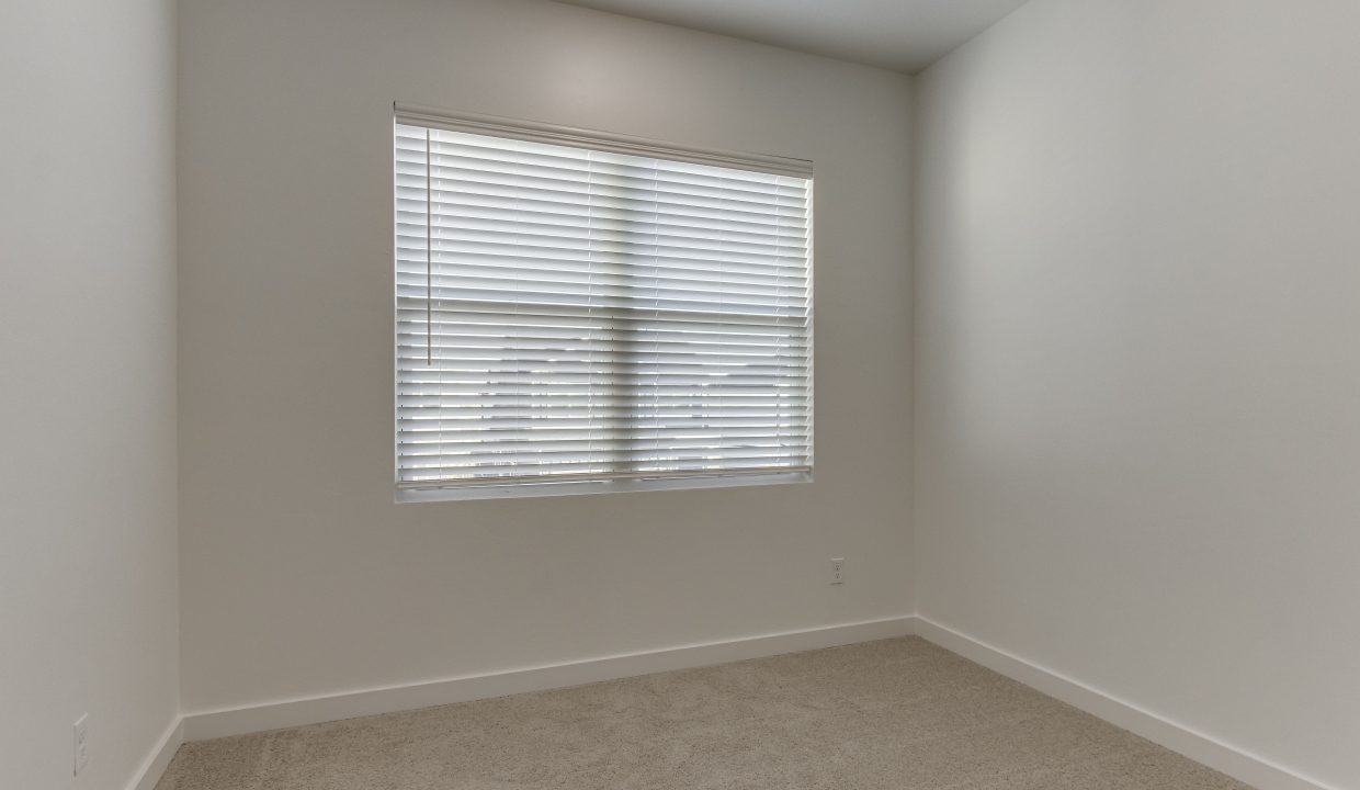 2524 NW 131st St-32