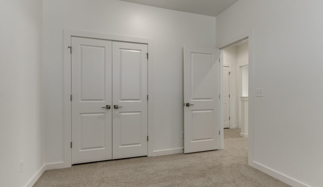 2524 NW 131st St-33
