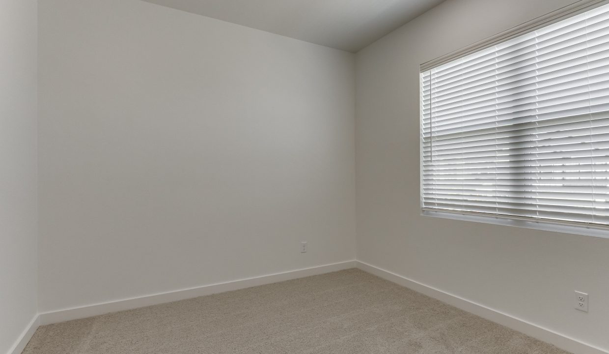2524 NW 131st St-34