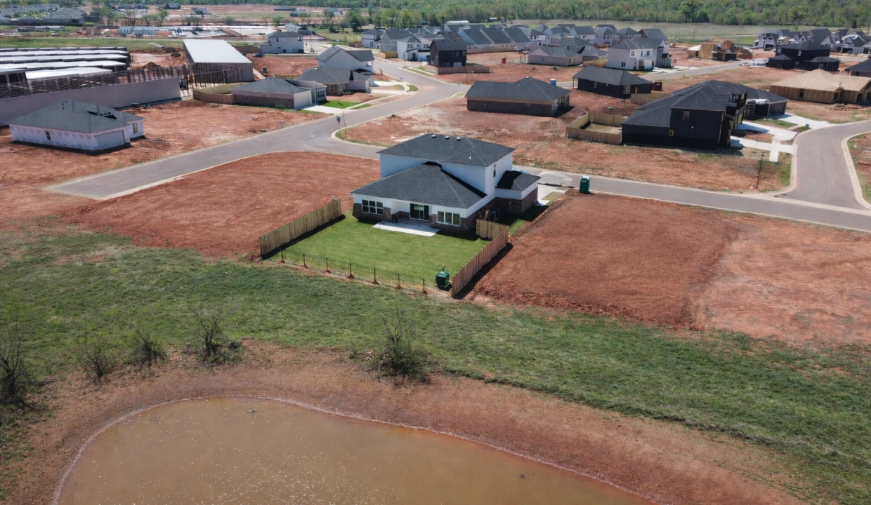 18020 Fields Dr 3
