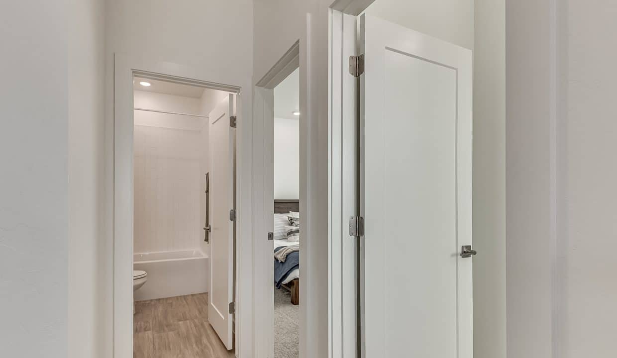 17920 Anthem Boulevard - 11-05 RESHOOT-55