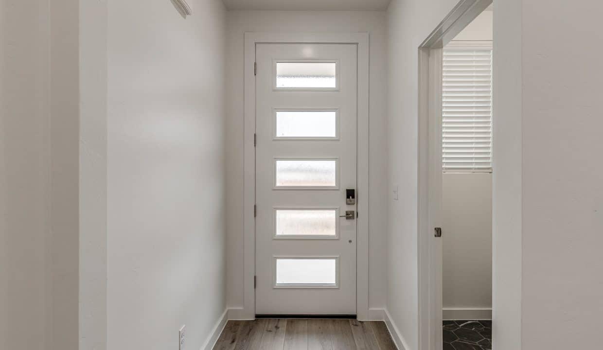 4116 NW 180 Ter-6
