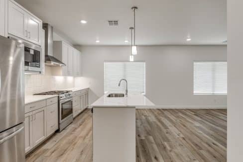 4116 NW 180 Ter-14