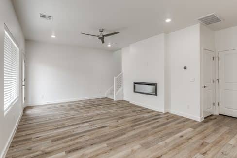4116 NW 180 Ter-23