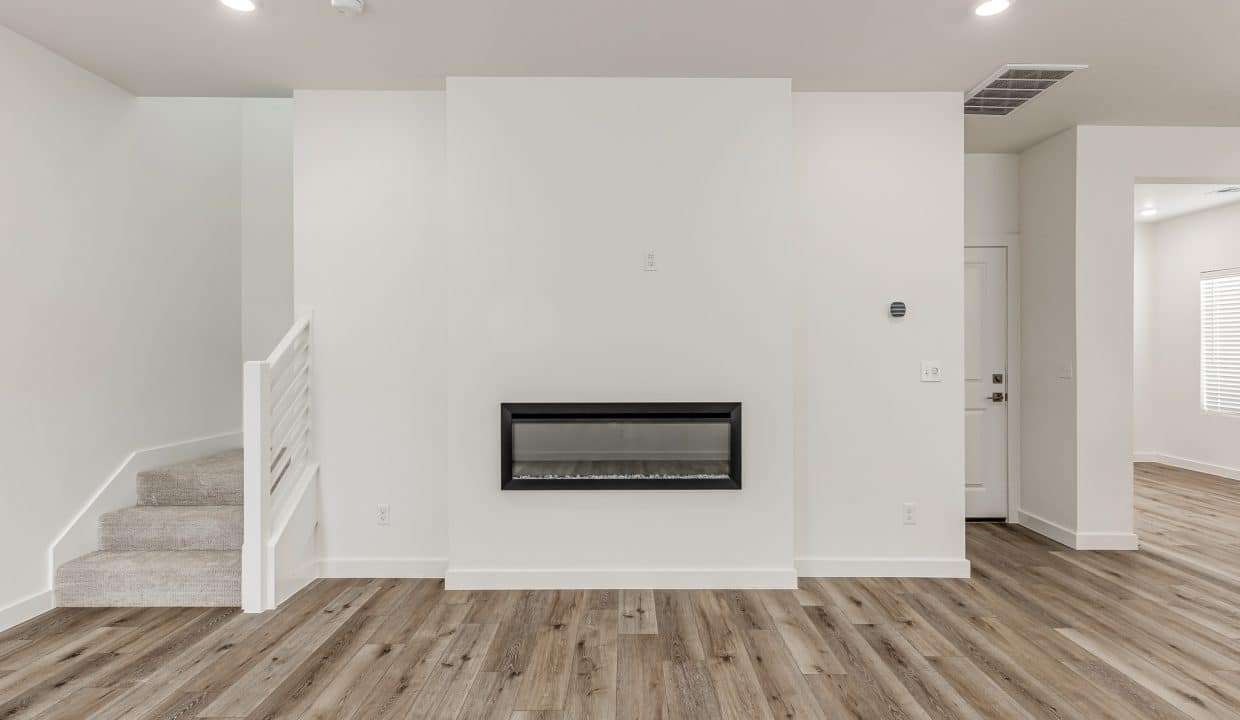 4116 NW 180 Ter-26
