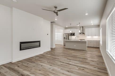 4116 NW 180 Ter-27