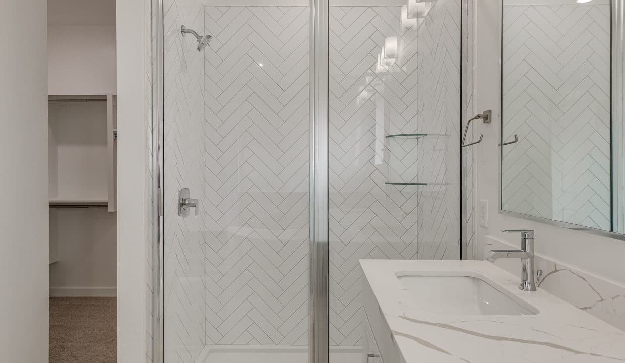 4116 NW 180 Ter-44