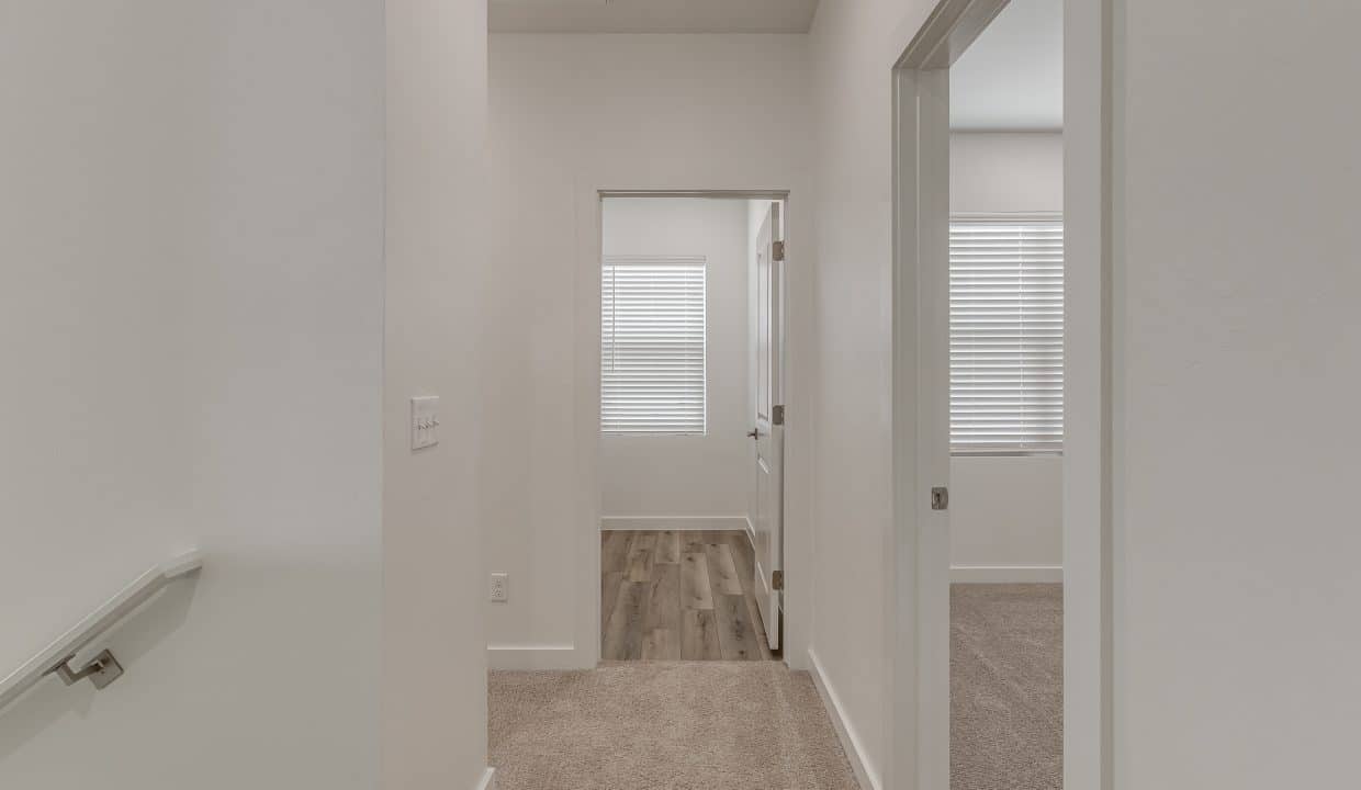 4116 NW 180 Ter-47