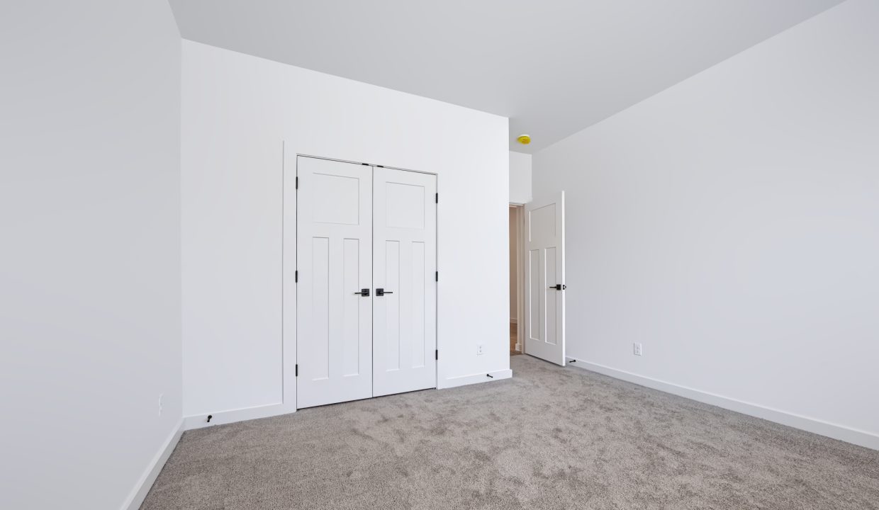 4225 NW 180th St (13)