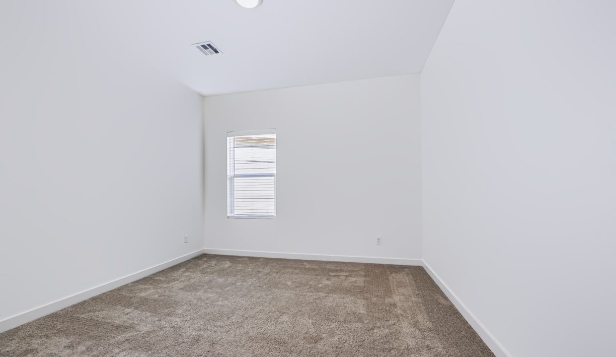 4225 NW 180th St (27)