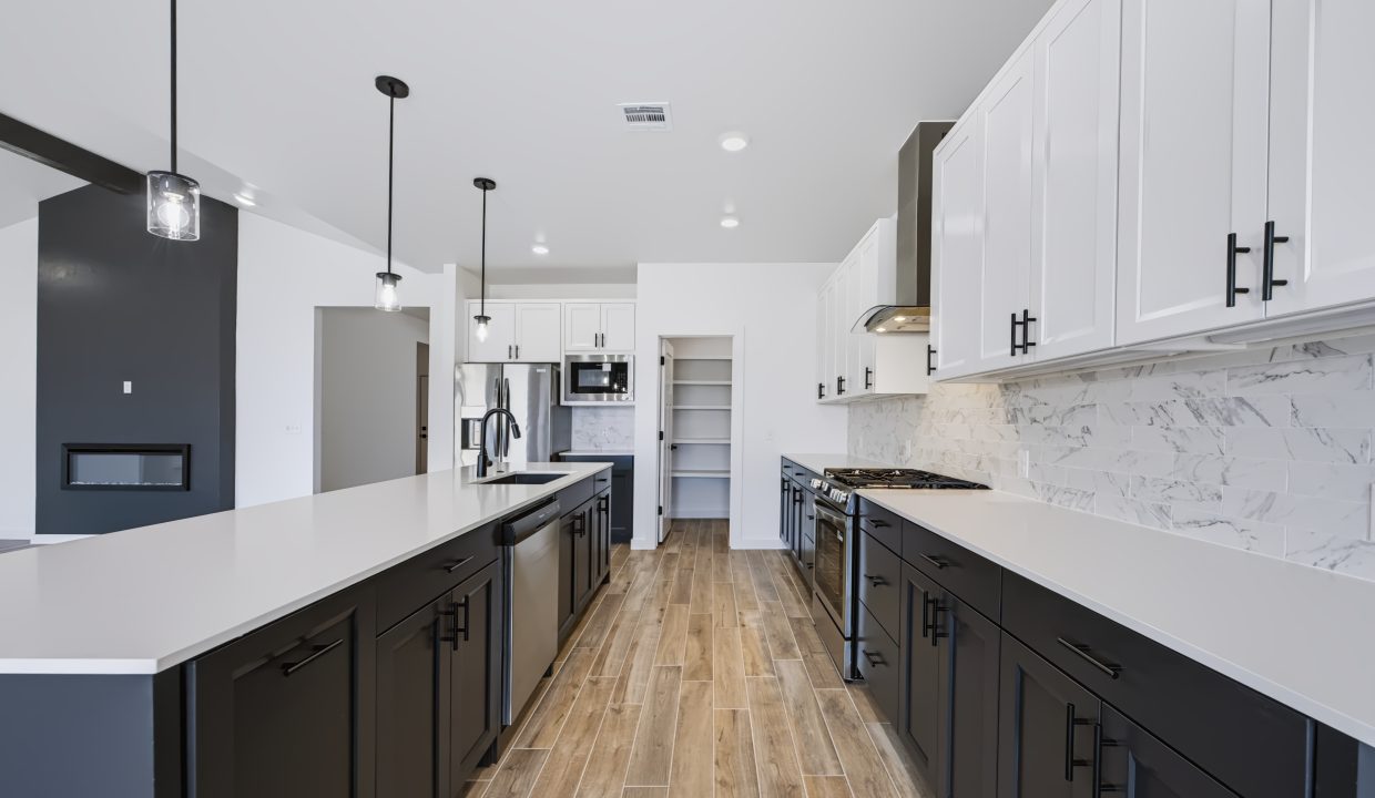 4225 NW 180th St (37)