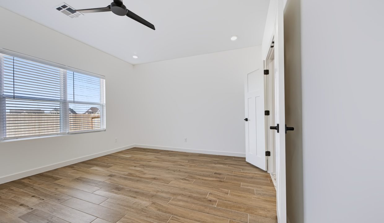 4225 NW 180th St (41)