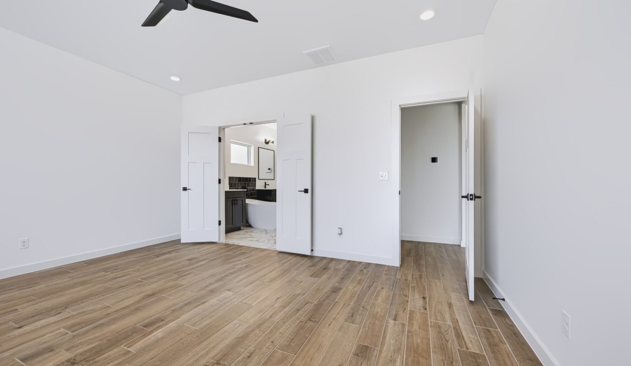 4225 NW 180th St (42)