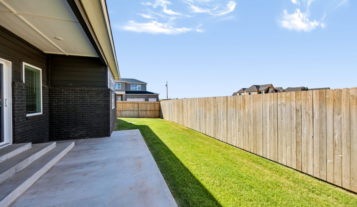 4225 NW 180th St (56)